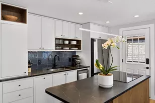 945 Commercial St, Provincetown, MA 02657 - Photo 2