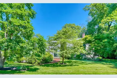 65 Sherburne Rd S, Lexington, MA 02421 - Photo 2