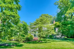 65 Sherburne Rd S, Lexington, MA 02421 - Photo 2