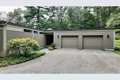 14 Overlook Dr, Weston, MA 02493 - Photo 2