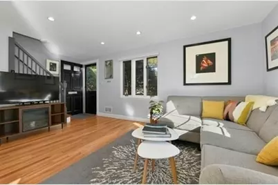 910 Belmont St #910, Watertown, MA 02472 - Photo 4