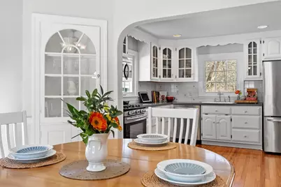 10 Dartmouth Road, Andover, MA 01810 - Photo 8