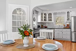 10 Dartmouth Rd, Andover, MA 01810 - Photo 8