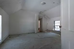 131 Wellesley St, Weston, MA 02493 - Photo 22