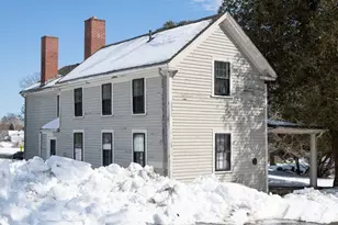 131 Wellesley St, Weston, MA 02493 - Photo 12