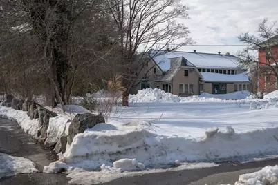 135 Wellesley Street, Weston, MA 02493 - Photo 14