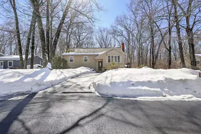 14 Little Tree Ln, Bellingham, MA 02019 - Photo 2