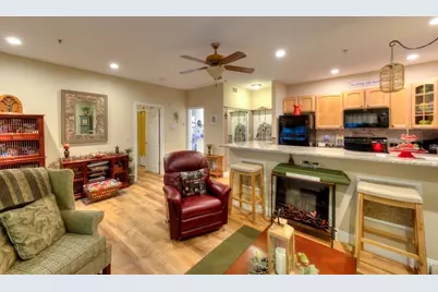 215 Mill St #113, Worcester, MA 01602 - Photo 2