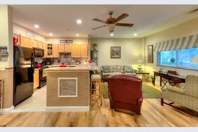 215 Mill St #113, Worcester, MA 01602 - Photo 10