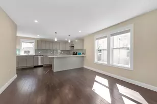 43 Wright Ave, Medford, MA 02155 - Photo 12