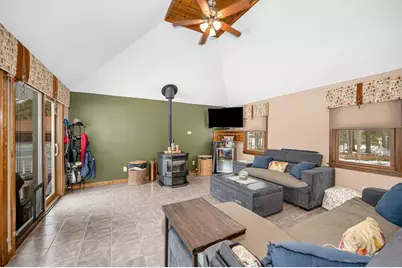 30 Parker Rd, Dracut, MA 01826 - Photo 18