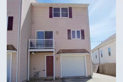13 Endicott St #1, Peabody, MA 01960 - Photo 10