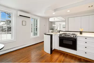 62 Cottage Street, Melrose, MA 02176 - Photo 12