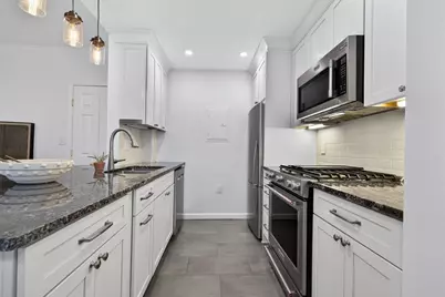 17 Bowdoin St #3AB, Boston, MA 02114 - Photo 10
