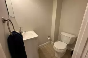 27 Essex St, Cambridge, MA 02139 - Photo 20