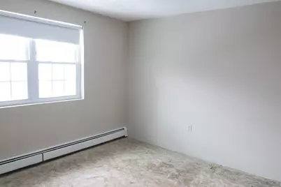 137 Pine St #11, Lowell, MA 01851 - Photo 12