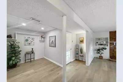 10 Thoreau Rd, Northborough, MA 01532 - Photo 32