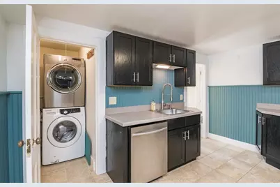 21 Lyman Rd #B, Northampton, MA 01060 - Photo 8