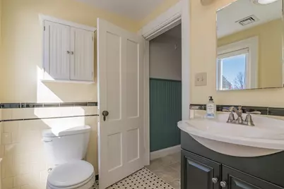 21 Lyman Rd #B, Northampton, MA 01060 - Photo 12