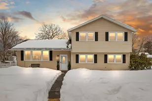 20 Walker Rd, Beverly, MA 01915 - Photo 1