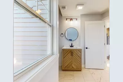 24 Alfred #2, Everett, MA 02149 - Photo 8