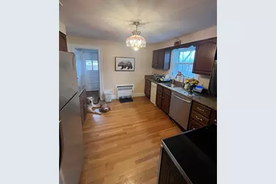 54 Mystic St, Medford, MA 02155 - Photo 6