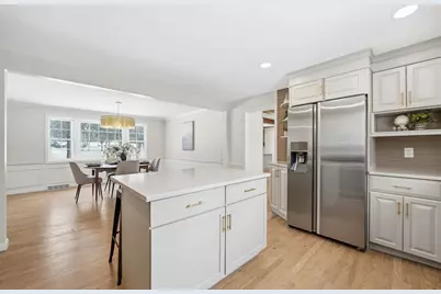 59 Lawrence Dr, Longmeadow, MA 01106 - Photo 8