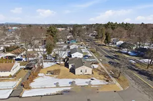 744 Bradley Rd, Springfield, MA 01109 - Photo 38