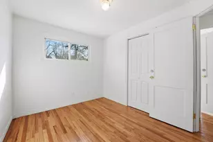 744 Bradley Rd, Springfield, MA 01109 - Photo 16