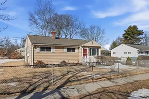 744 Bradley Rd, Springfield, MA 01109 - Photo 2