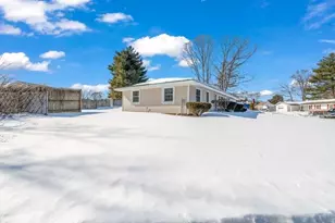 95 Lisa Ann Dr, Bellingham, MA 02019 - Photo 4