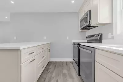 95 Lisa Ann Dr, Bellingham, MA 02019 - Photo 6
