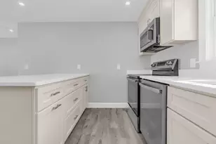 95 Lisa Ann Dr, Bellingham, MA 02019 - Photo 6