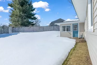 95 Lisa Ann Dr, Bellingham, MA 02019 - Photo 18