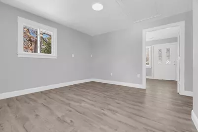 95 Lisa Ann Dr, Bellingham, MA 02019 - Photo 12