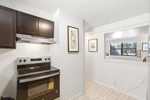 8 Jackson St, Quincy, MA 02169 - Photo 14