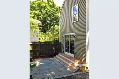 1 Norfolk Place #1, Cambridge, MA 02139 - Photo 4