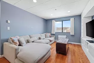 64 Foster St, Peabody, MA 01960 - Photo 6