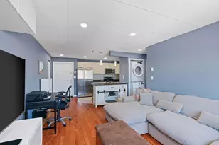 64 Foster St, Peabody, MA 01960 - Photo 10