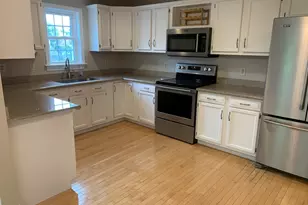 68 Temple St, Newburyport, MA 01950 - Photo 12