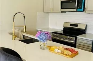 458-460 Smithfield Ave, Pawtucket, RI 02860 - Photo 2