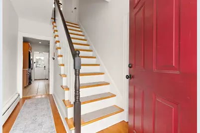 39 Cedar St, Wakefield, MA 01880 - Photo 2