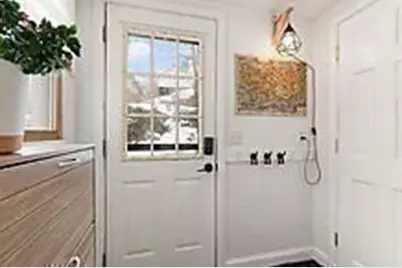 39 Cedar St, Wakefield, MA 01880 - Photo 12