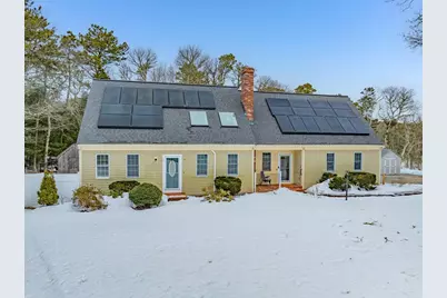 37 Autumn Ct, Brewster, MA 02631 - Photo 2