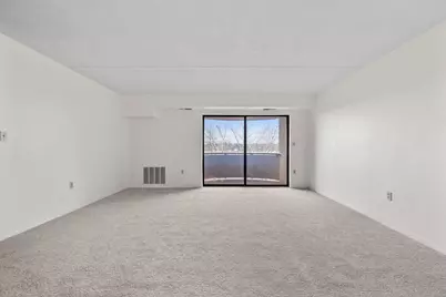 2500 Mystic Valley Pkwy #907, Medford, MA 02155 - Photo 10