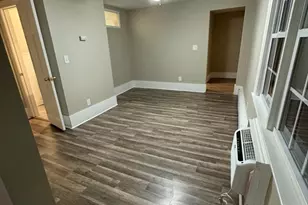 388 E Merrimack St, Lowell, MA 01852 - Photo 6