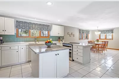 7 Germaine Avenue, Methuen, MA 01844 - Photo 10