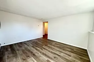 206 High St, Waltham, MA 02453 - Photo 4