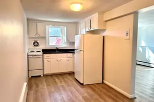 206 High St, Waltham, MA 02453 - Photo 2