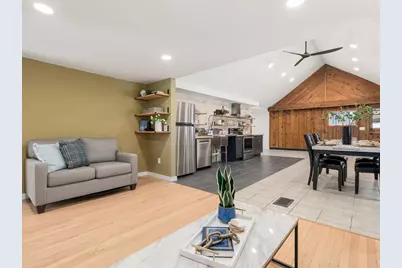 241 Mashapaug Rd, Holland, MA 01521 - Photo 12